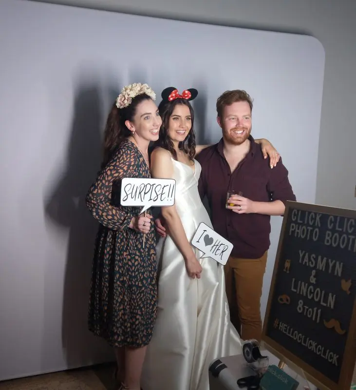 5 Things To Know Before You Book A Wedding Photo Booth